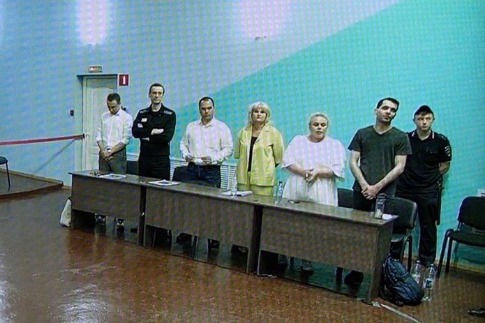 <em>Оглашение приговора Навальному и бывшему техническому директору канала «Навальный-Live» Даниэлю Холодному на выездном заседании суда в ИК-6 во Владимирской области / Фото: Александра Астахова для Медиазоны